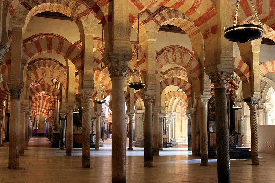 Interior de la Mezquita-Catedral de Córdoba